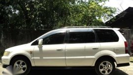 Mitsubishi Grandis Chariot AT