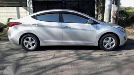 Hyundai Elantra 2012