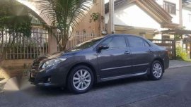 Toyota Corolla Altist 1.6v