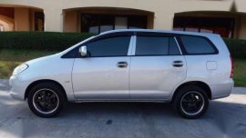 Very Fresh Toyota Innova 2007 Manual Trans for sale