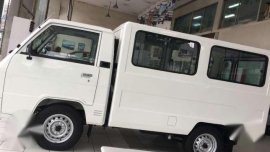 Grab 2017 Mitsubishi L300 FB deluxe vs Exceed!