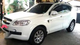 Chevrolet Captiva 2011 AT White For Sale