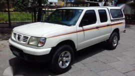 For sale Nissan Frontier 2005 MT 2.7S