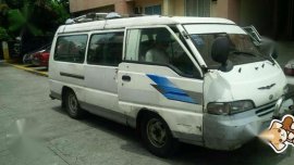 Hyundai Grace (Singkit H100)