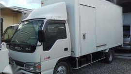2017 Isuzu Elf 14ft Aluminum