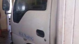 Isuzu ELF reefer VAN TRUCK 4hf1 engine