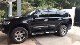 2013 Mitsubishi Montero AT Black For Sale
