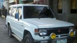 2003 Mitsubishi Pajero-MT Diesel White For Sale