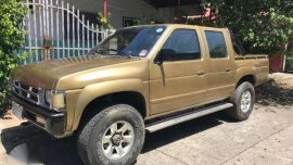Nissan Pathfinder Pick-up 4WD Manual Diesel for sale