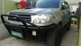 Toyota Fortuner V 2009 AT for sale