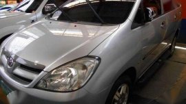 For sale Toyota Innova E MT gas 2008