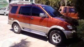 Isuzu Crosswind XUV Orange for sale