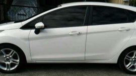 Ford Fiesta 2012 White AT for sale