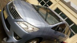 Toyota Innova 2.0 E Blue for sale
