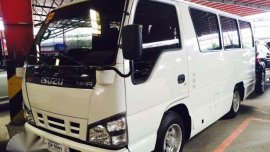 2015 Isuzu NHR I-Van White MT For Sale