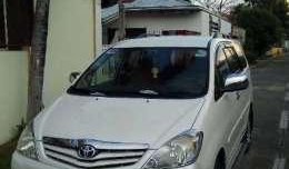 Toyota Innova G 2012