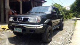 Nissan Frontier 4x4 MT 2002