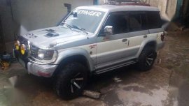 Mitsubishi PAJERO 1993 Silver AT Diesel 