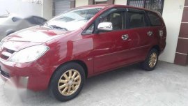 Toyota Innova g 2006. diesel manual. 
