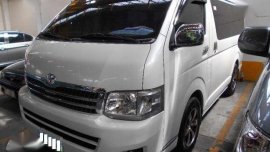 Toyota Super Grandia 2013 White 