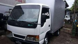 Isuzu Elf close van buo surplus