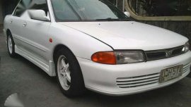 Mitsubishi Lancer 1.6 glxi 1996 model 