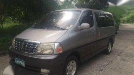 2001 toyota grand hi ace