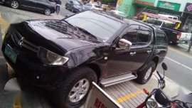 Mitsubishi Strada MT GLX 2012