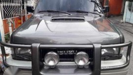 Isuzu Bighorn Trooper 4x4 AT Diesel