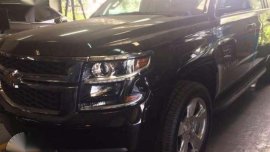 New Suburban 5.3L 4x2 LT V8 AT 2017