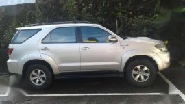 2006 toyota fortuner v