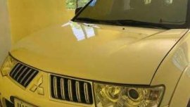 Mitsubishi montero 2012