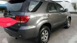 2006 toyota fortuner g vvti gas very excellent condition