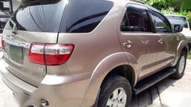 2011 Toyota Fortuner G 2.5 Diesel Matic 1own Leather seats interior