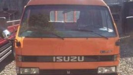 Isuzu Elf Dropside NPR