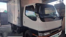 Isuzu Elf 2005 model GIGA Aluminum Van