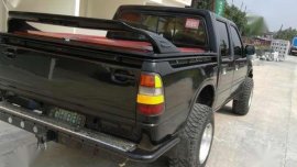 Isuzu fuego 99 model pick up