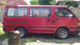 Toyota Hiace commuter
