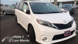 2017 Brandnew Toyota Sienna Premium Limited Full Options New Look