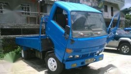 1980 Isuzu Elf Double Tire Truck