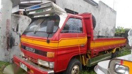 isuzu elf nkr