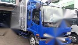 Isuzu elf nkr npr freezer refrigerated van refvan reefer japan surplus