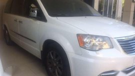 2012 Chrysler Town and Country Limited