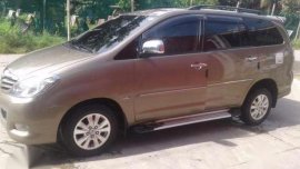 2012 Toyota Innova g 2012 Toyota Fortuner V 4wd