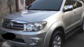 2011 toyota fortuner G AT diesel