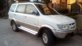 Isuzu crosswind XUV 2009 White For Sale