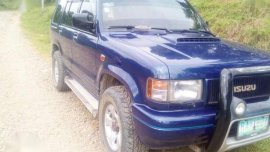 Isuzu Trooper Bighorn 4x4 Blue MT 