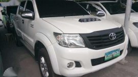 2014 Toyota Hilux MT 4x4 White For Sale