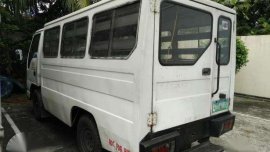 Isuzu NHR 2.8 FB White 2007 MT