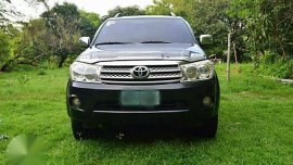Toyota fortuner g 4x2 diesel automatic 2009 model